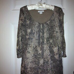 LIZ CLAIBORNE  NWOT PRINT TOP